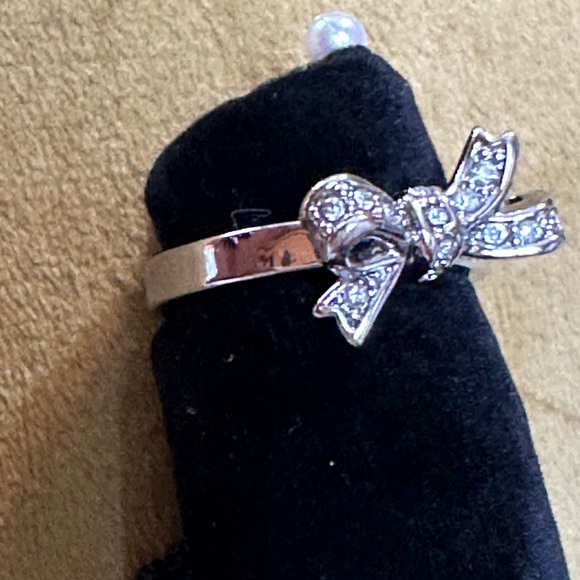 Bow ladies ring - Picture 3 of 3